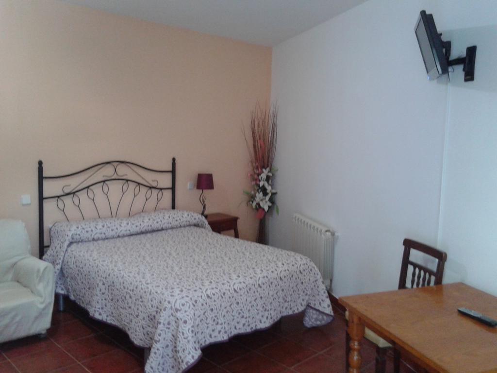 Hostal Restaurante "El Cercao" Sauca Номер фото
