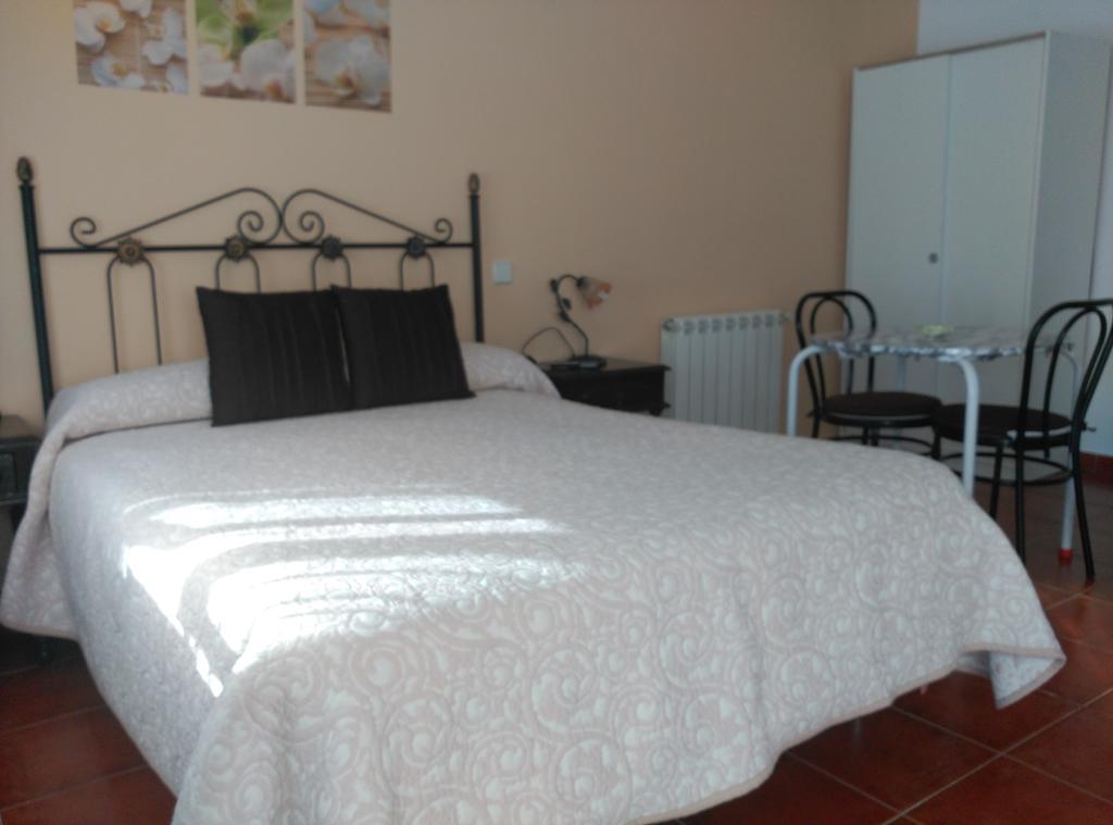 Hostal Restaurante "El Cercao" Sauca Екстер'єр фото